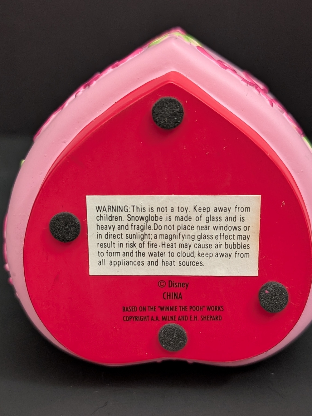 Disney Pink Heart Snow Globe with Winnie the Pooh, Tigger & Piglet 5-2026 - Picture 7 of 7
